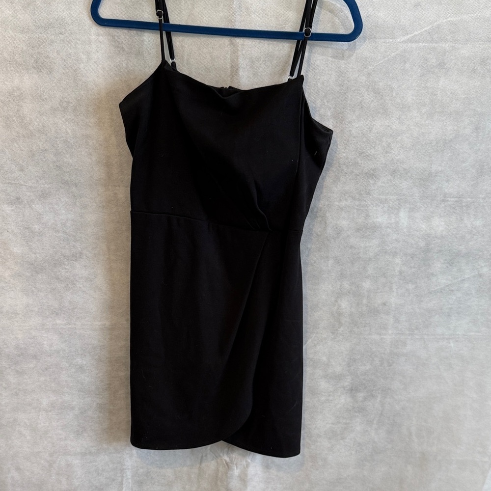 Lulu's Black Dress